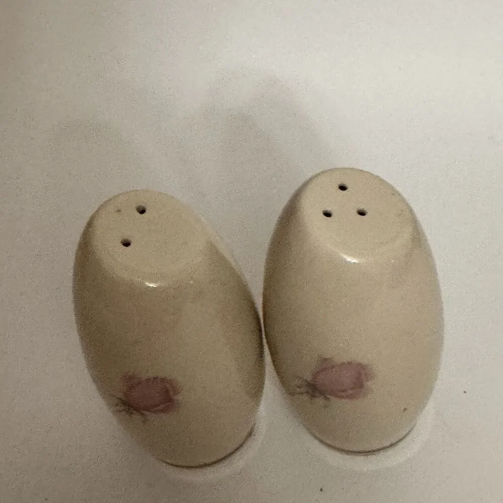 Vintage Aristocraft Champagne Rose Salt & Pepper Shakers – Pink Rose Floral